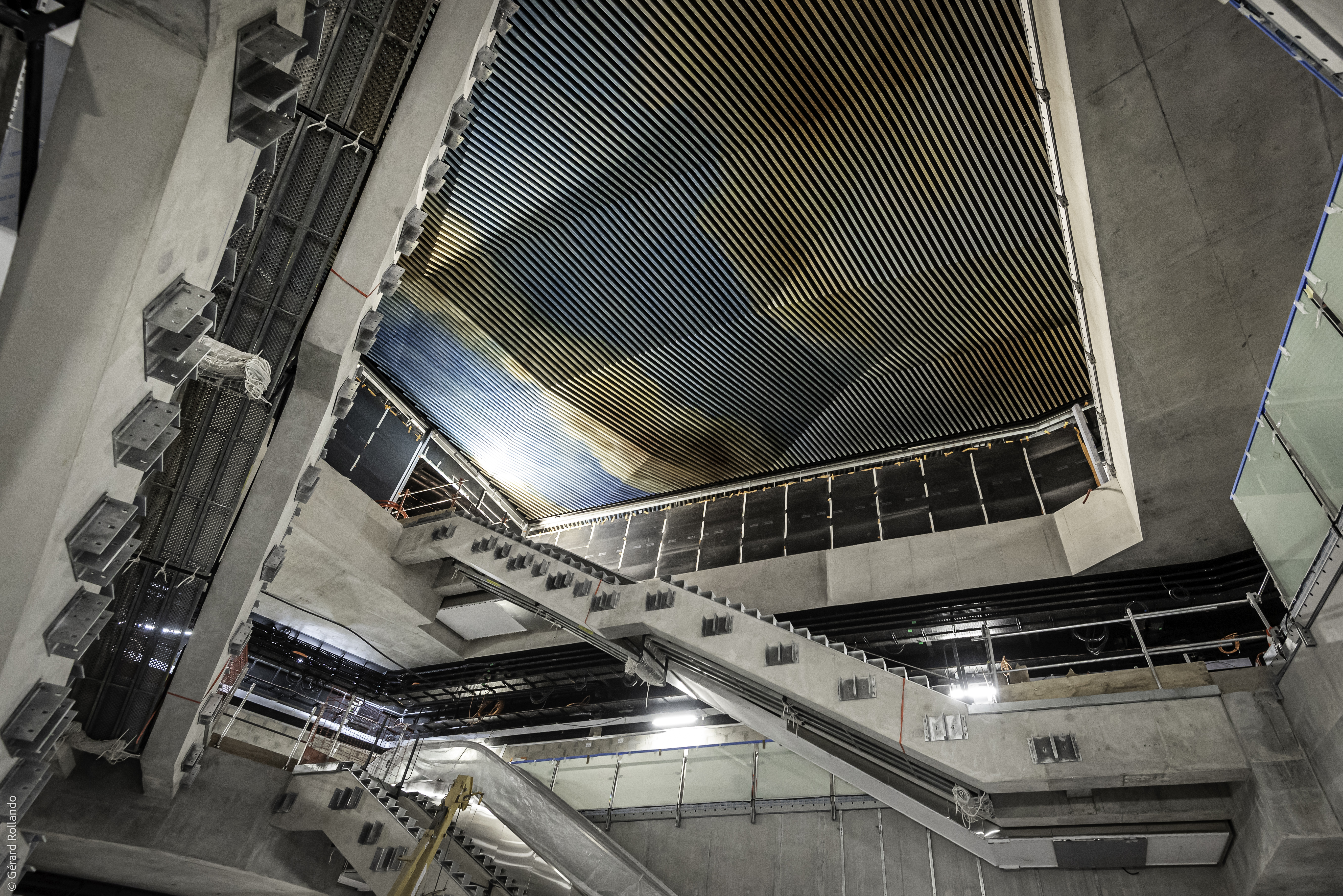 "Ciel" Œuvre d’art tandem conçue par l’artiste Laurent Grasso en tandem avec l’architecte David Trottin pour la gare de Châtillon-Montrouge