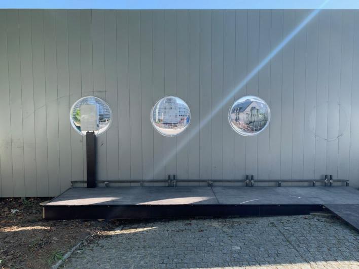 Cabines téléphoniques - Numen / For Use - Chantier de la gare de Vitry - Centre